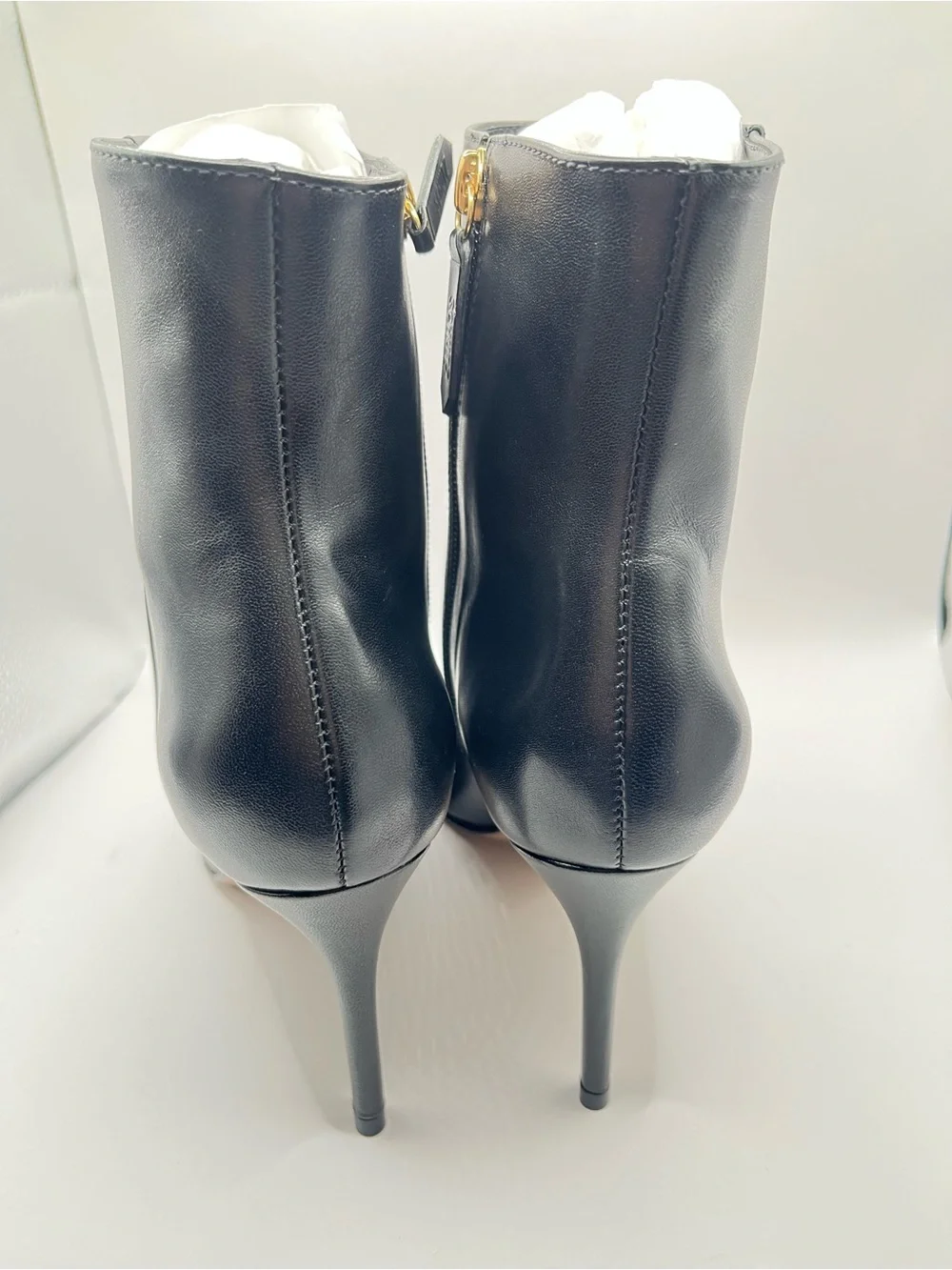 Schutz Women's 9B Black Leather Ankle Heeled Pointed Toe Boots